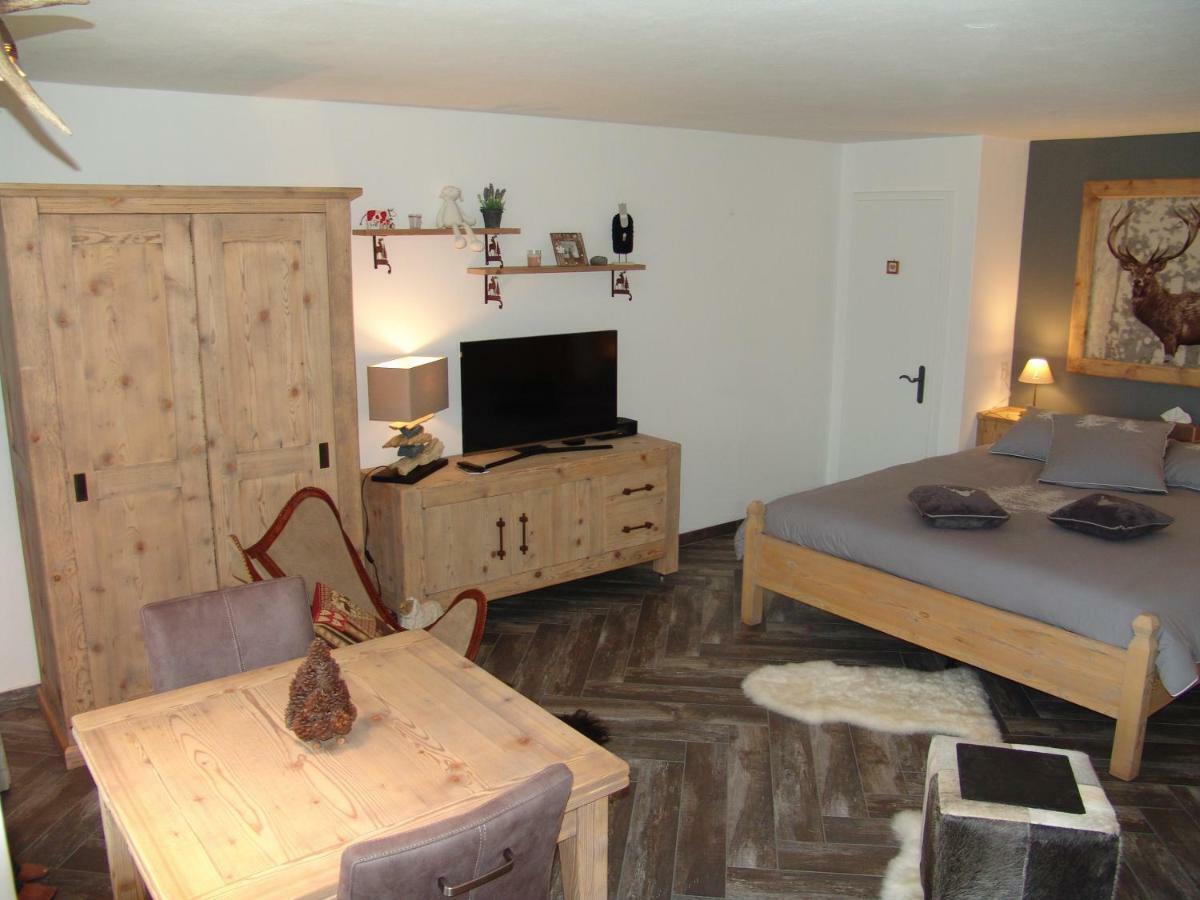 Apartments Haus Quelle Leukerbad Luaran gambar